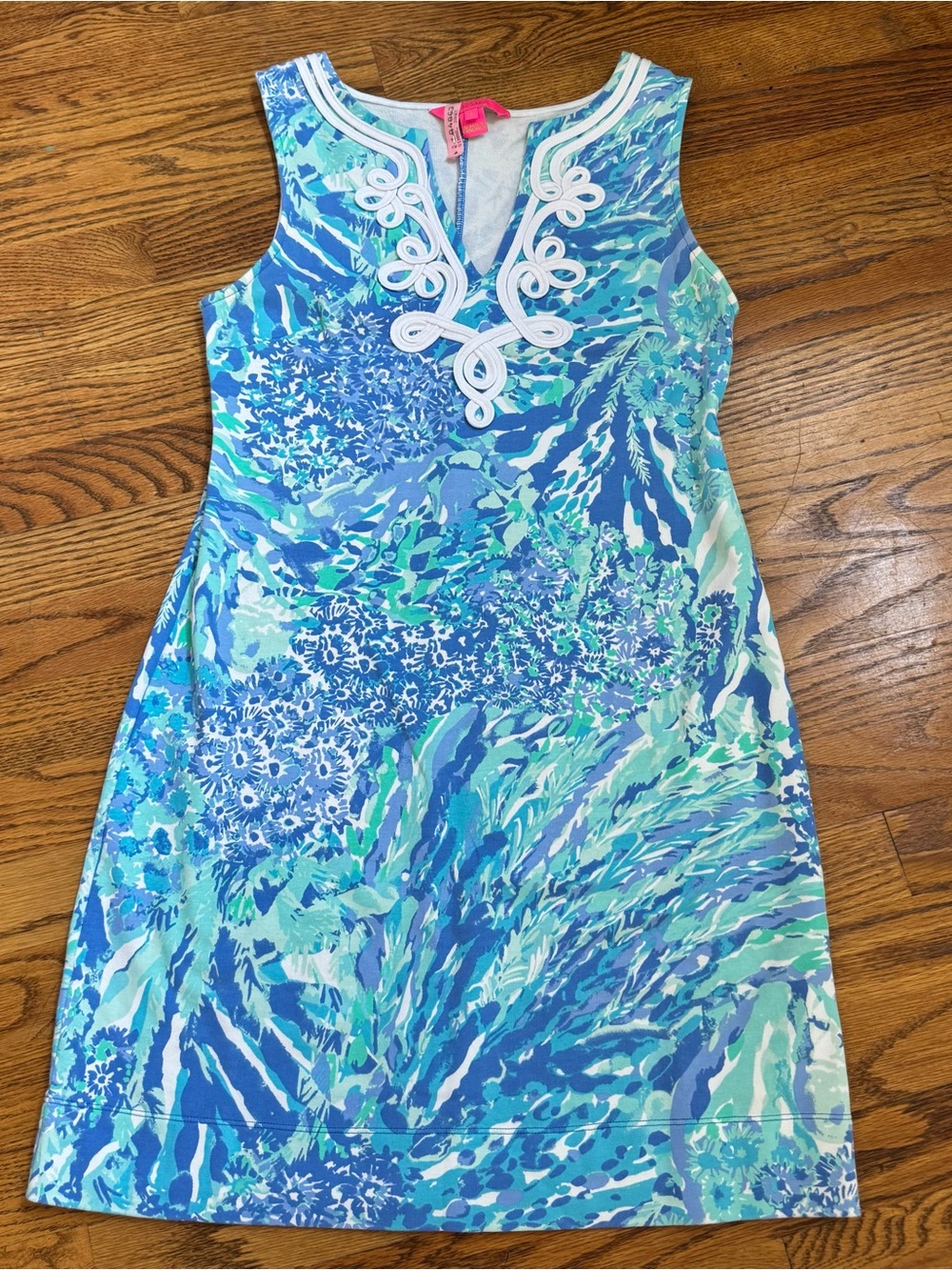Lilly Pulitzer Blue & Turquoise Sleeveless V-Neck Printed Shift Dress